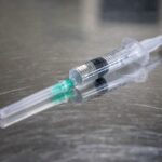 Un fost judecător din Argeș a murit după ce și-a injectat benzină în vene