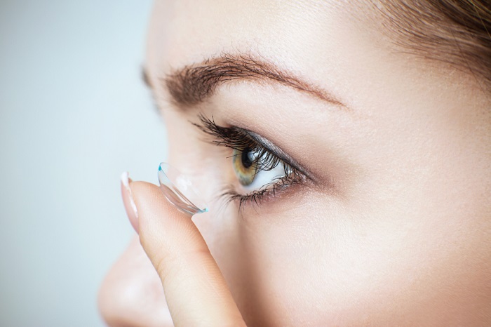 5 aspecte la care să fii atent atunci când cumperi lentile de contact