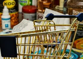 Răspunsul Greciei la criză: Supermarketurile au acceptat să vândă produse de bază la prețuri fixe