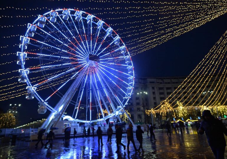 Programul Târgului de Crăciun București. Brad de 30 de metri, concerte și teatru