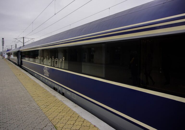 Ministrul Transporturilor spune că în România nu poate crește viteza trenurilor