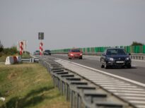 TollRo devine operațional de la 1 octombrie. Rovinieta și tariful de drum vor fi achitate prin noul sistem