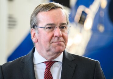 Ministrul german al Apărării avertizează asupra legăturilor formațiunii AfD de extremă dreapta cu Moscova
