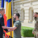 Iohannis i-a cerut lui Zelenski soluții rapide pentru românii din Ucraina