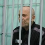„Vârcolacul” îi cere lui Putin să-l trimită în Ucraina. E unul dintre cei mai sângeroși criminali în serie din istoria Rusiei (Video)