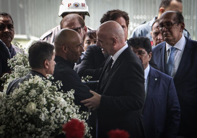 Cum se apără președintele FIFA după gestul făcut la înmormântarea lui Pele: "Sunt consternat"