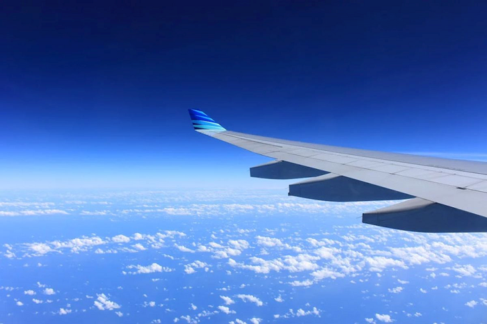3 lucruri pe care le poți face în timpul călătoriei cu avionul