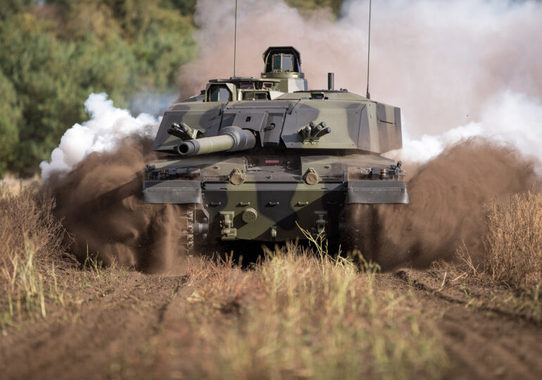 Ce pot face tancurile britanice pe care Londra le trimite Ucrainei (Video)
