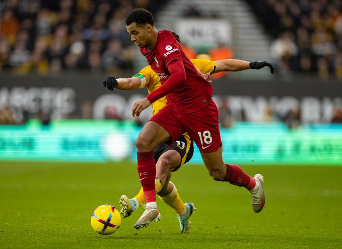 După Mo Salah, Liverpool pune pe liber încă doi fotbaliști de top, în plin sezon catastrofal