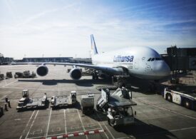 Traficul aerian din toată lumea, dat peste cap de o defecțiune IT de la Lufthansa