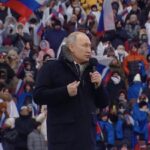 Putin și-a continuat obsesia naționalistă pe un stadion înghețat, iar în 3 minute a terminat tot ce avea de spus (Video)