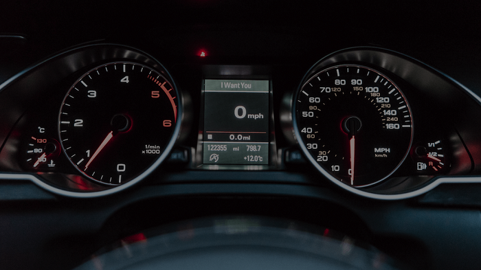 Mașinile care au cel mai des kilometrajul dat înapoi: Audi A8 ia locul 1