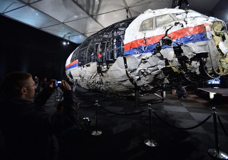 Putin ar fi autorizat transferul rachetei ce a doborât zborul MH17, dar ancheta se închide