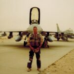 Top Gun Ucraina: Cel mai decorat pilot american vrea să lupte împotriva Rusiei