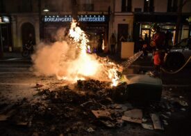 Noi proteste violente în Franța. Manifestanții au devastat orașele, Poliția a folosit gaze lacrimogene (Video)