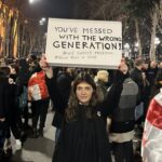 Mii de persoane au protestat în continuare în Georgia, în ciuda retragerii legii ”agenților străini” inspirată din Rusia (Video)