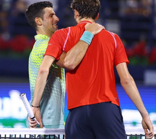 Novak Djokovici, învins de rivalul Medvedev în semifinale la Dubai