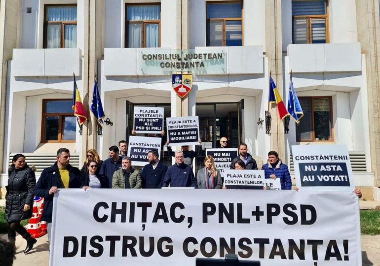 Scandal la Constanța: Primarul Chițac e acuzat că i-a vândut unui lider PSD o plajă din Mamaia