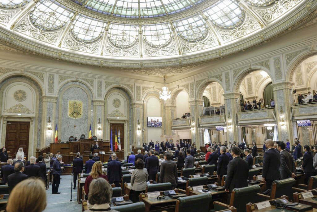 Parlamentul a votat Legea integrității cu amendamentul PSD pentru Fritz.