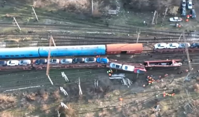Accidentul feroviar din Teleorman: Mecanicul a fost reținut, se cere demisia directorului CFR Călători