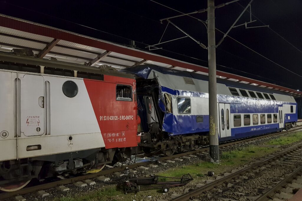 accident tren Galați