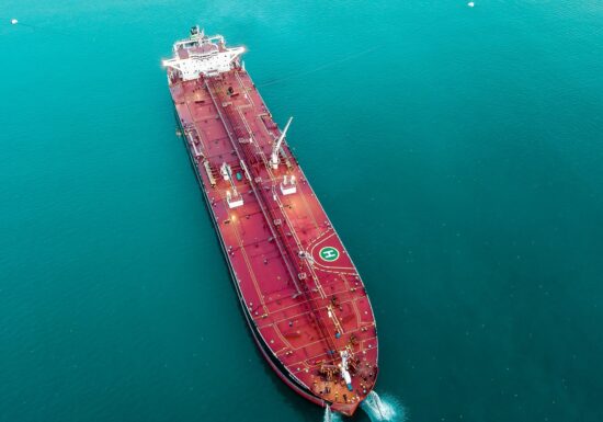 Alertă în transportul maritim: 5 petroliere avariate de explozii în ultimele luni - toate trecuseră prin porturi rusești