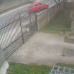 Un bărbat de 76 de ani a fost bătut în trafic de un tânăr pentru că a condus prea încet (Video)