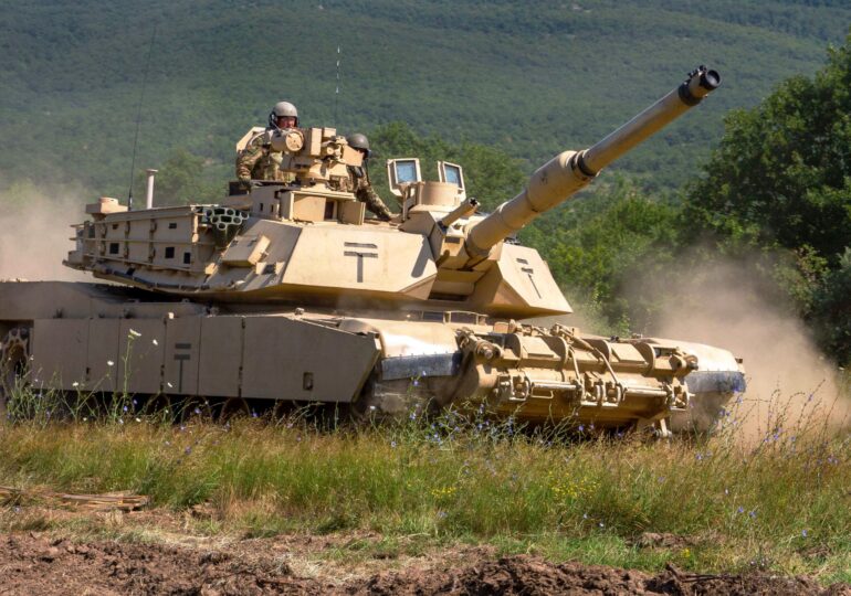 Ministerul Apărării va cere Parlamentului să aprobe cumpărarea ”unui batalion de tancuri” americane Abrams