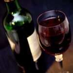 Un român a fost condamnat la închisoare după ce a furat vin de 1,6 milioane de euro dintr-un restaurant din Spania