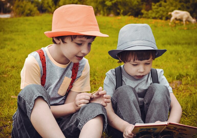 Raportul Național de Literație: Din 3 milioane de copii doar 330.000 reușesc să citească și să înțeleagă bine ceea ce citesc (Video)