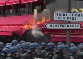 Proteste violente în Franța: Manifestanții au dat foc la restaurantul preferat al lui Macron. Peste 100 de arestări, 154 de polițiști și jandarmi răniți (Video)