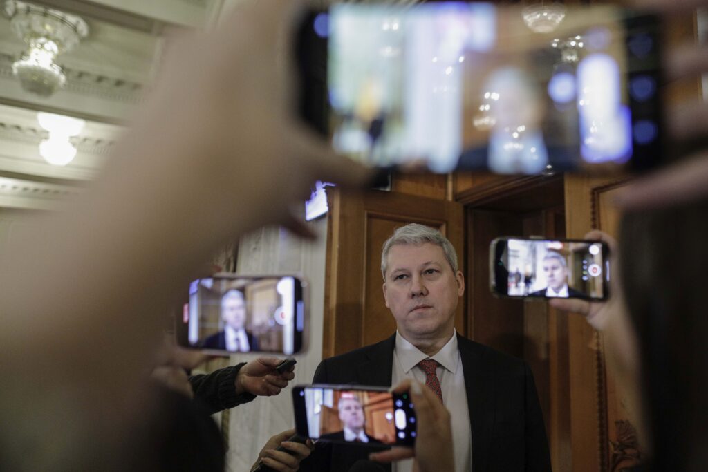 Ce spune „eternul” Predoiu despre preluarea funcției de premier