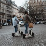 Importanța alegerii mijloacelor de transport electrice pentru un viitor mai sustenabil