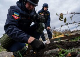 Capcanele letale din calea contraofensivei Kievului: Cum depistează trupele ucrainene minele ascunse în pământ