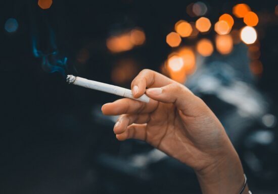 Premieră istorică în Marea Britanie: O întreagă generație are interzis fumatul prin lege