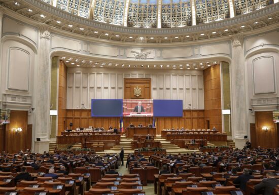 Klaus Iohannis a convocat noul Parlament cu câteva zile înainte de Crăciun