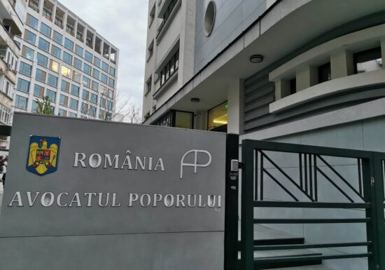 Avocatul Poporului atacă la CCR ordonanța Guvernului pentru reforma administrației publice