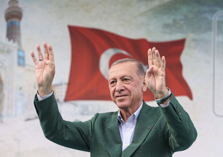 Erdogan își anunță retragerea. O strategie ca să câștige?
