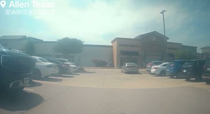 Un nou atac armat în SUA: Cel puțin 9 oameni au fost uciși de un bărbat într-un mall din Texas