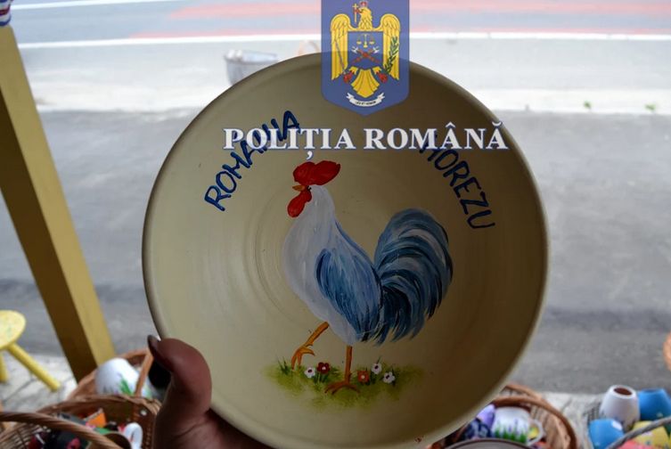 La Horezu, se vinde ceramică made in Bulgaria. Poliția a deschis șapte dosare penale și sute de farfurii și oale au fost confiscate