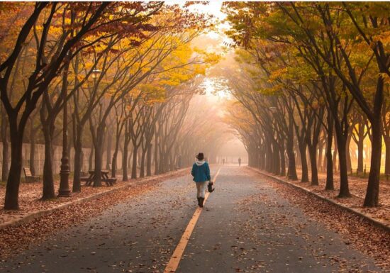 Cinci schimbări simple de stil de viață care te pot ajuta să trăiești sănătos