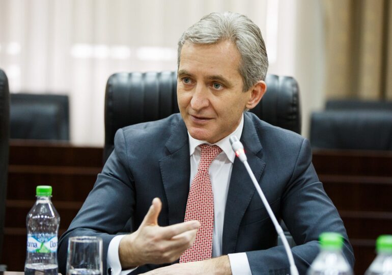 Un fost premier moldovean a fost inculpat pentru concesionarea Aeroportului Chișinău grupării lui Șor