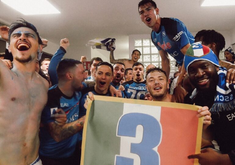 Napoli câștigă titlul de campioană în Serie A după o pauză de 33 de ani
