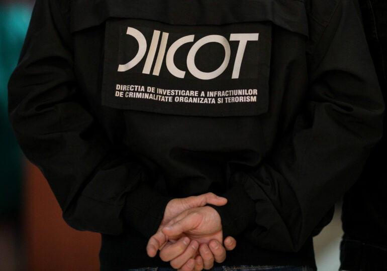 A fost prinsă cea mai mare rețea de trafic de persoane din istoria României. Cum acționa