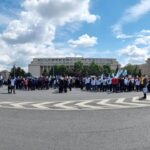 10 mii de sindicaliști din Educație din toată țara au protestat la Guvern: „Murim noi, muriți și voi!” (Foto&Video) UPDATE