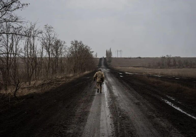 Ce au pățit niște asiatici recrutați de ruși ca să sape tranșee în Ucraina