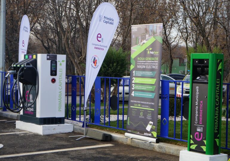 Locurile din București unde Nicușor Dan va pune 40 de stații de încărcare pentru mașinile electrice