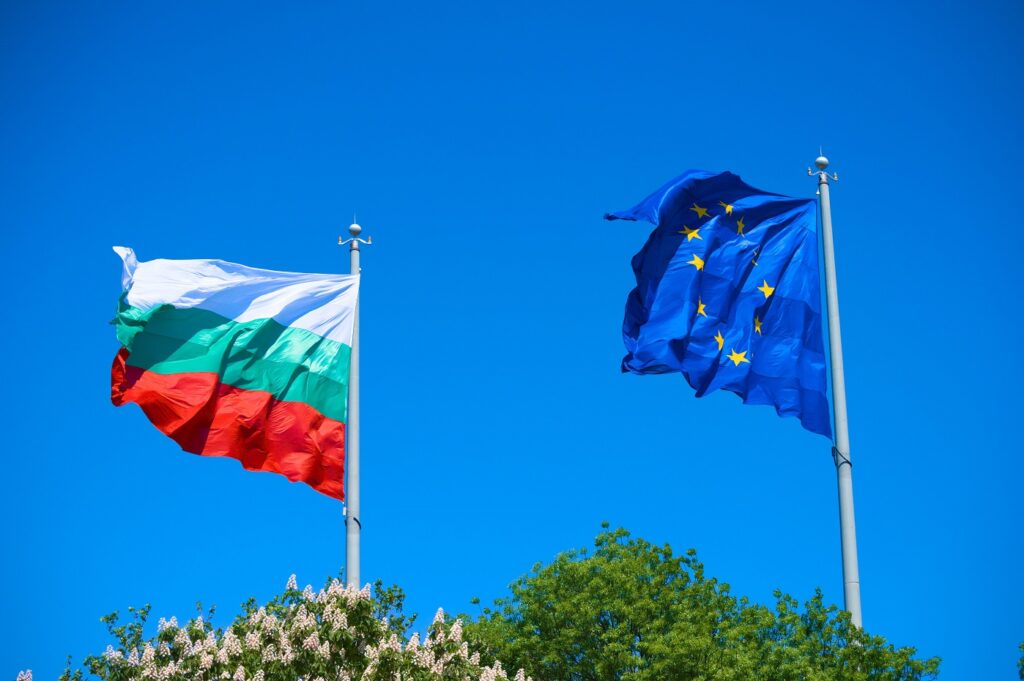 Undă verde pentru aderarea Bulgariei la euro