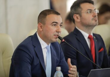 Ministrul propus la Energie vrea să limiteze adaosul comercial pentru carburanți pe tot lanțul și să scadă accizele la motorină