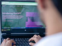 Textele generate de ChatGPT vor include marcaje invizibile